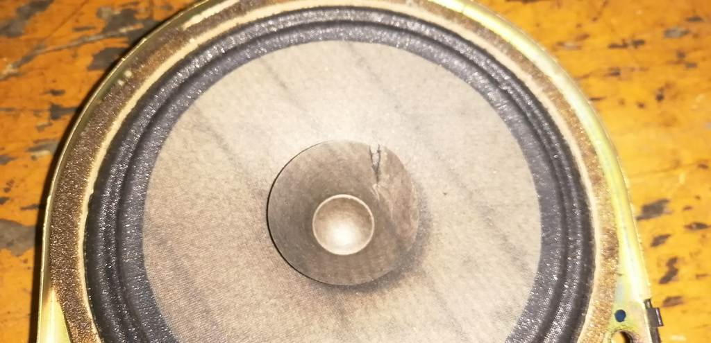 DEMIO DW3W ДИНАМИК ПЕРЕДНИЙ ПРАВЫЙ Mazda Demio 1