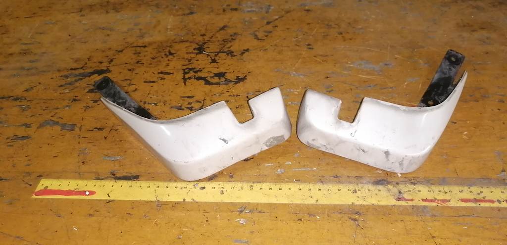 брызговик Toyota Passo 0