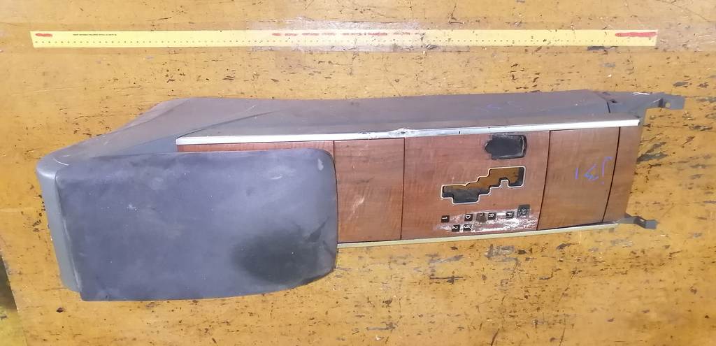 консоль между сидений Nissan Teana 0