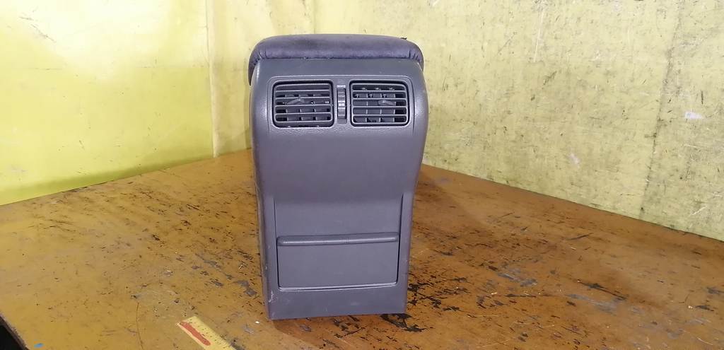 консоль между сидений Nissan Teana 3