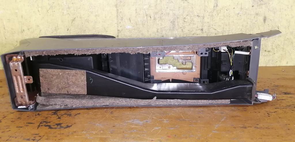 консоль между сидений Nissan Teana 6