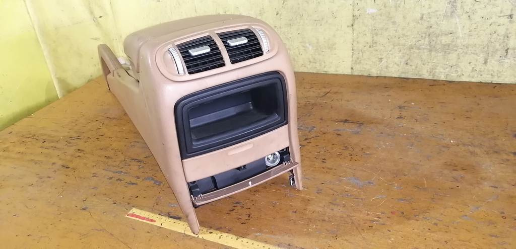 CAYENNE 957 КОНСОЛЬ МЕЖДУ СИДЕНИЙ Porsche Cayenne 4