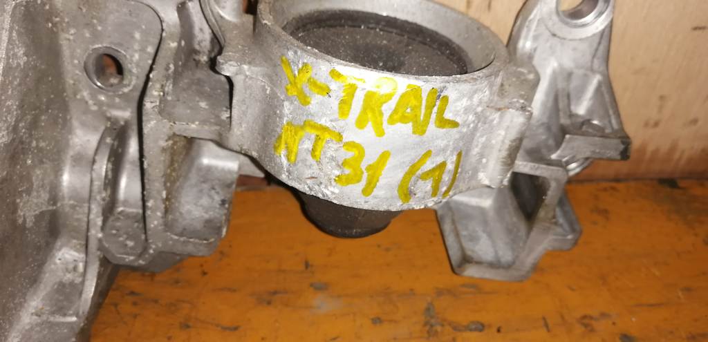 X-TRAIL NT31 ПОДУШКА ДВС 1 ЛЕВАЯ Nissan X-Trail 1