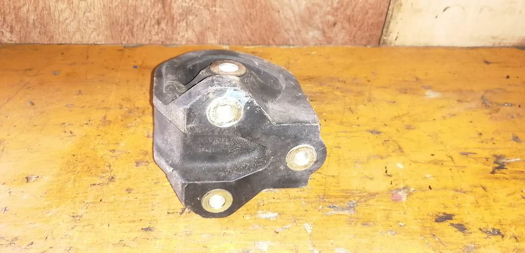 STEPWGN RF3 ПОДУШКА ДВС ЗАД. Honda Stepwgn 1