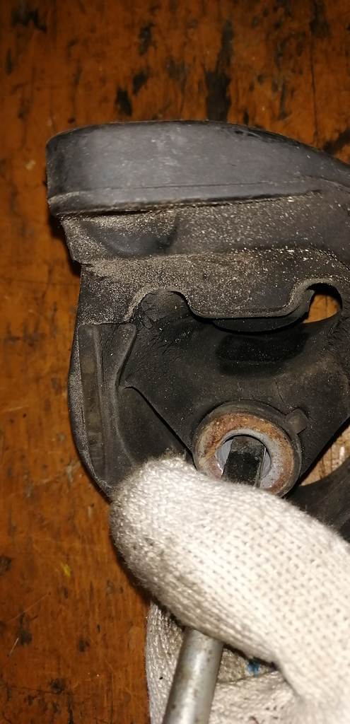 подушка двигателя Honda Element 3