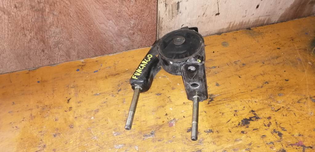 FUNCARGO NCP20 ПОДУШКА ДВС ЗАД. Toyota Funcargo 1