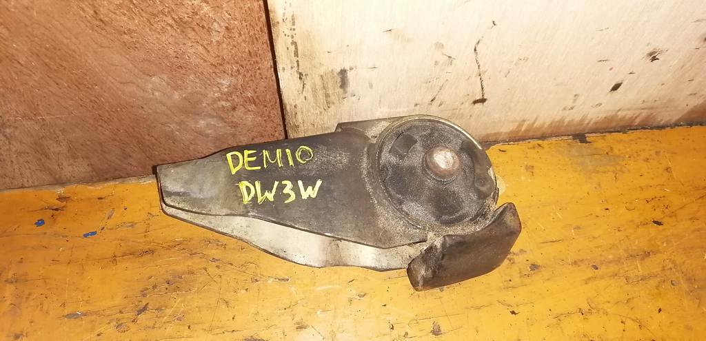 подушка двигателя Mazda Demio 0