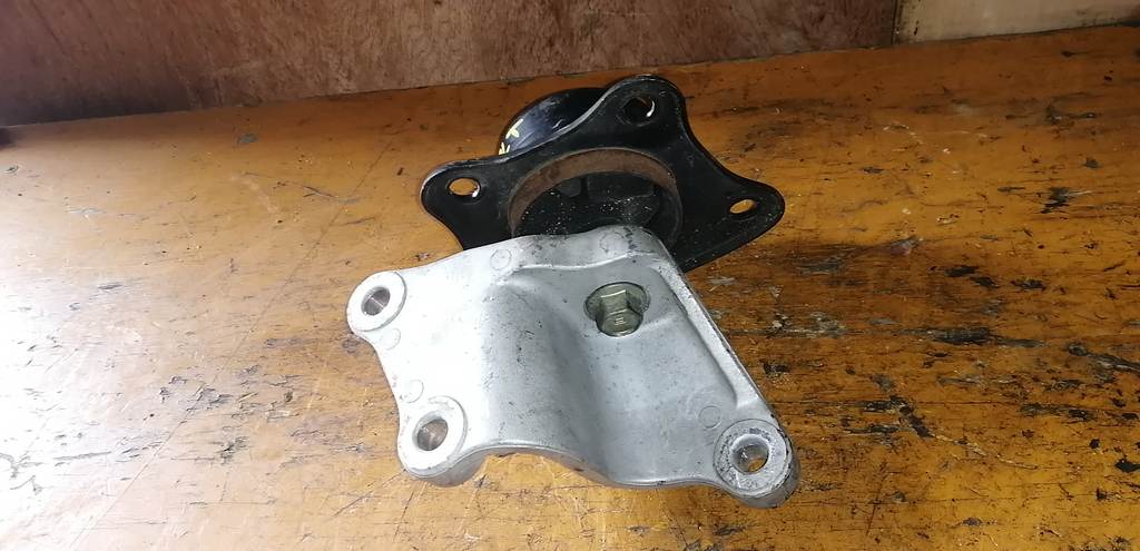 Двигатель Mitsubishi Colt 2