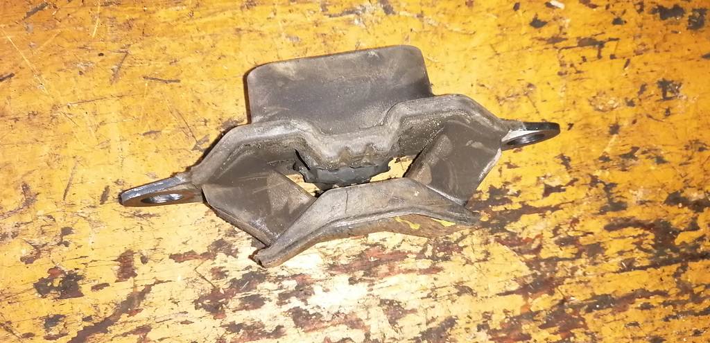 MARCH K13 ПОДУШКА ДВС 1 ЛЕВАЯ Nissan March 1