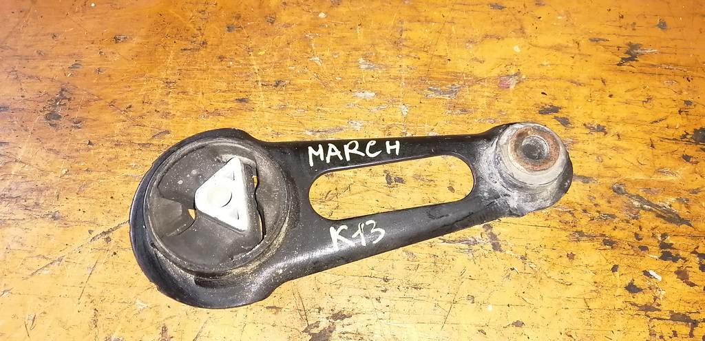 подушка двигателя Nissan March 0