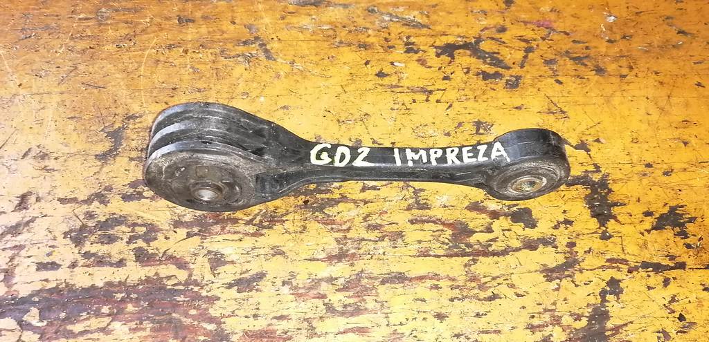 подушка двигателя Subaru Impreza 0