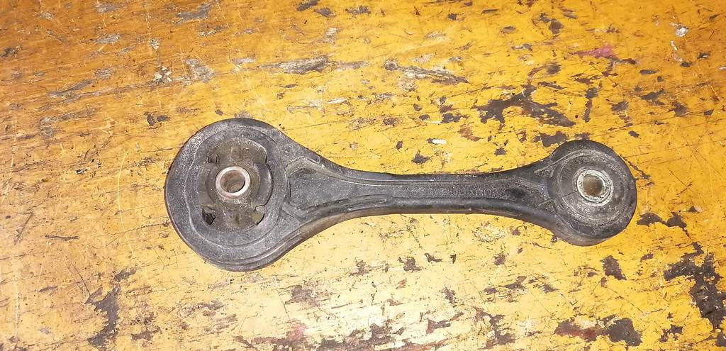 IMPREZA GD2 ПОДУШКА ДВС ЗАД. Subaru Impreza 1