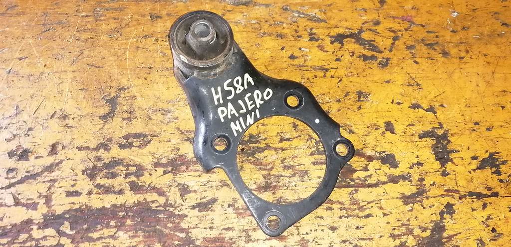 подушка редуктора Mitsubishi Pajero Mini 0