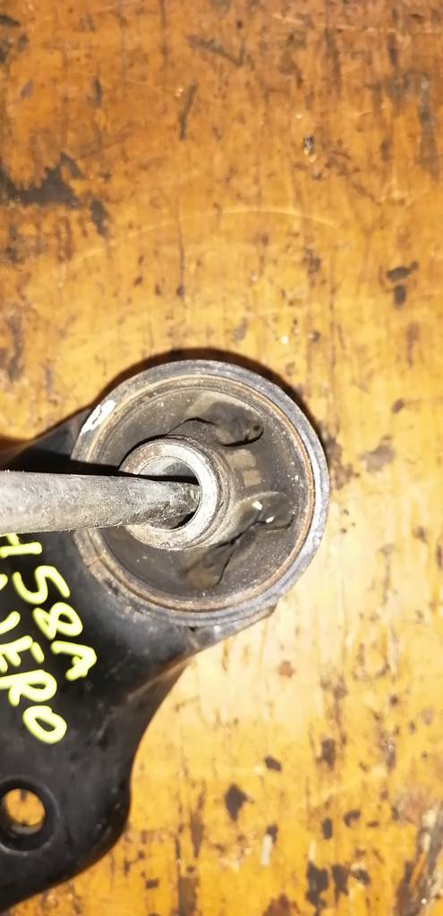 PAJERO MINI H58A ПОДУШКА РЕДУКТОРА Mitsubishi Pajero Mini 1