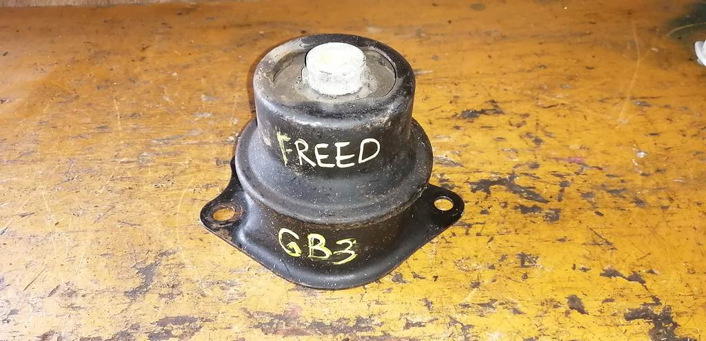 подушка двигателя Honda Freed 0