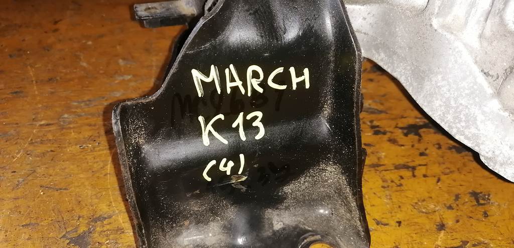 MARCH K13 ПОДУШКА ДВС 4 ПРАВАЯ Nissan March 1
