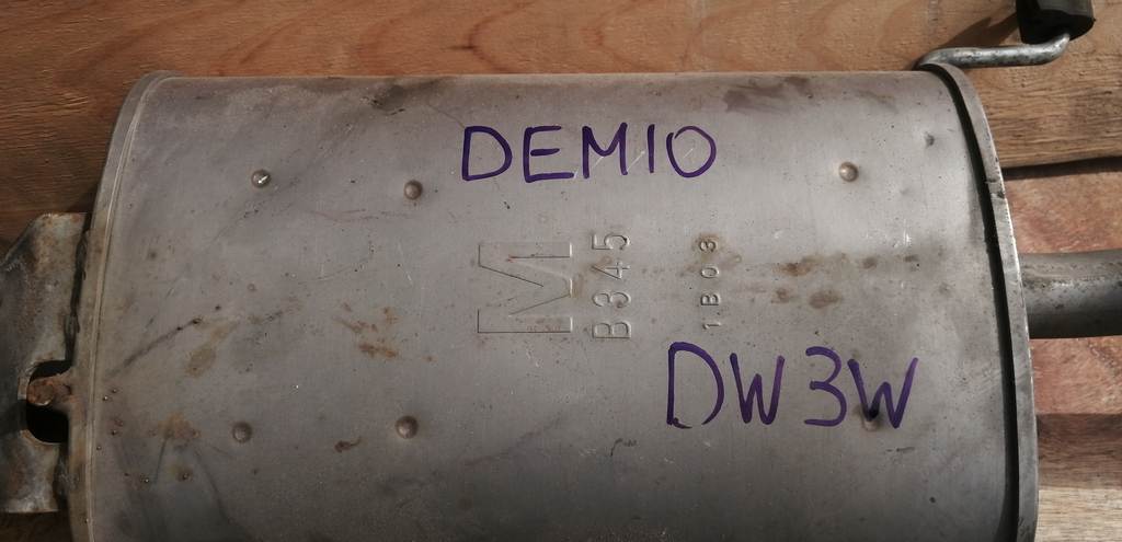 DEMIO DW3W ГЛУШИТЕЛЬ Mazda Demio 1