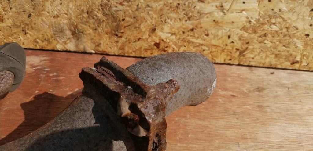 MPV LW5W ГЛУШИТЕЛЬ Mazda MPV 4