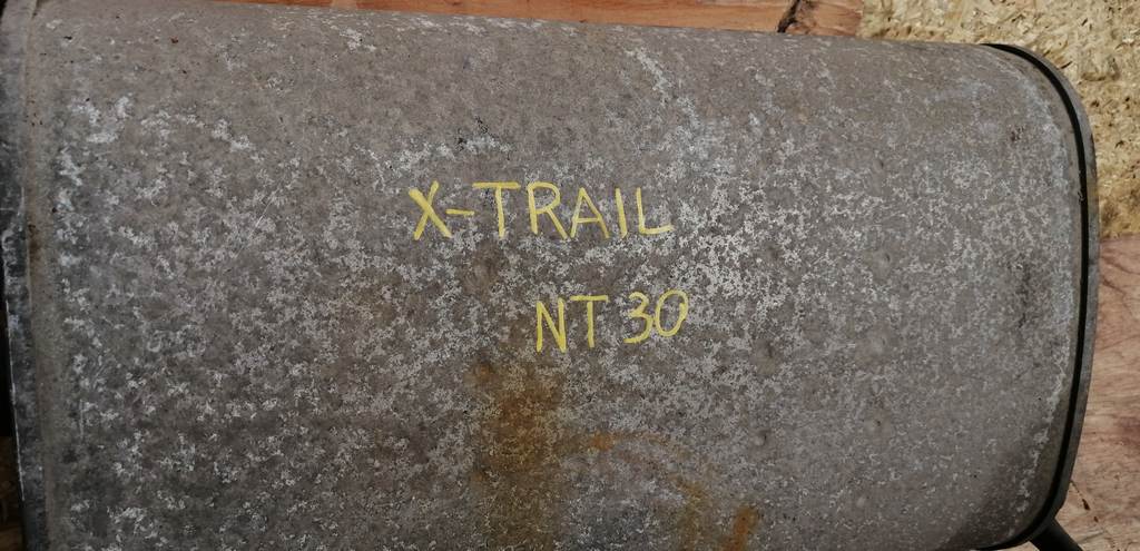 X-TRAIL NT30 ГЛУШИТЕЛЬ Nissan X-Trail 1