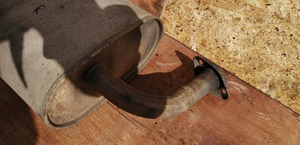 глушитель Nissan Teana 3