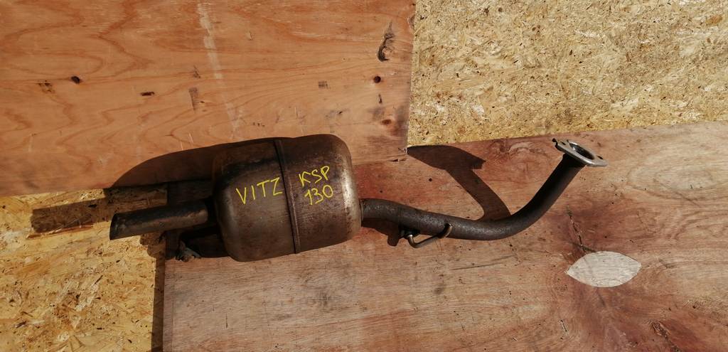 глушитель Toyota Vitz 0