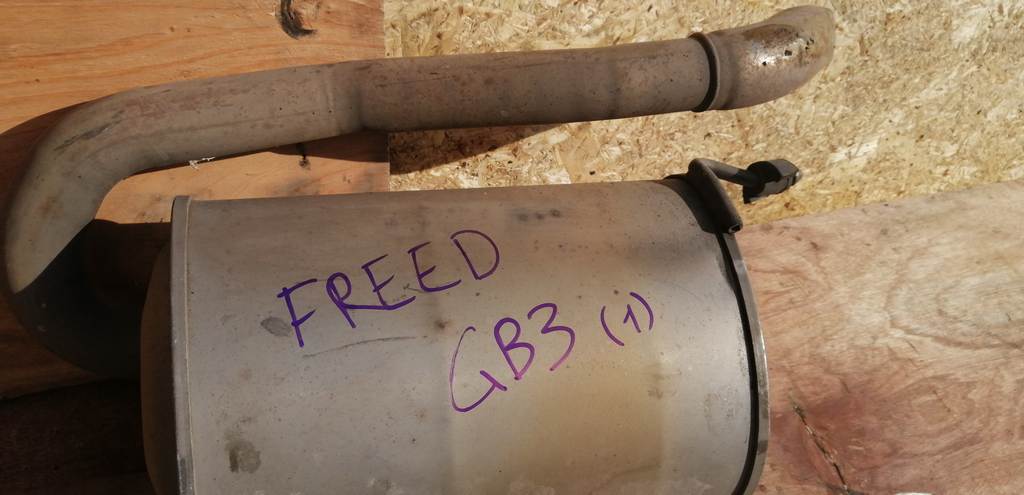 FREED GB3 ГЛУШИТЕЛЬ 1 Honda Freed 1