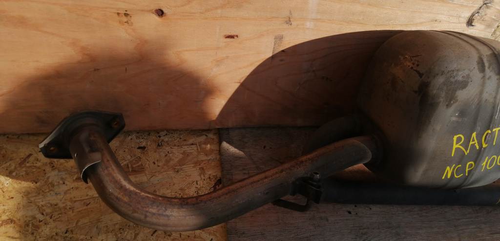 Выхлопная система Toyota Ractis 2