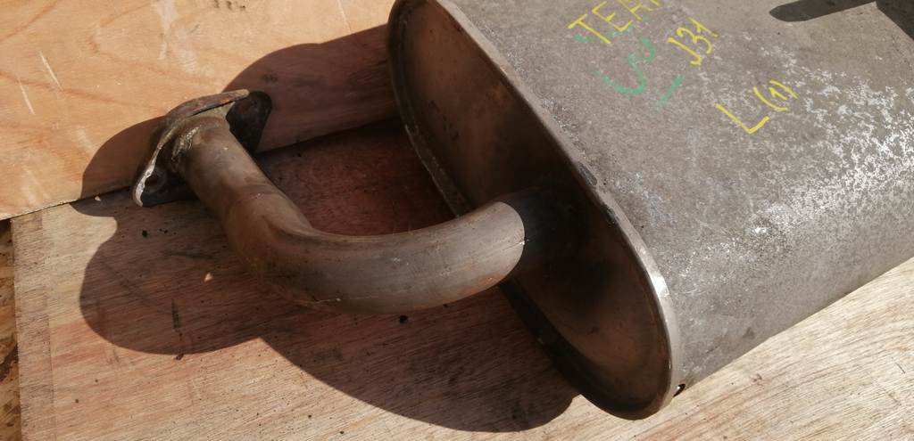 TEANA J31 ГЛУШИТЕЛЬ ЛЕВЫЙ 1 Nissan Teana 1