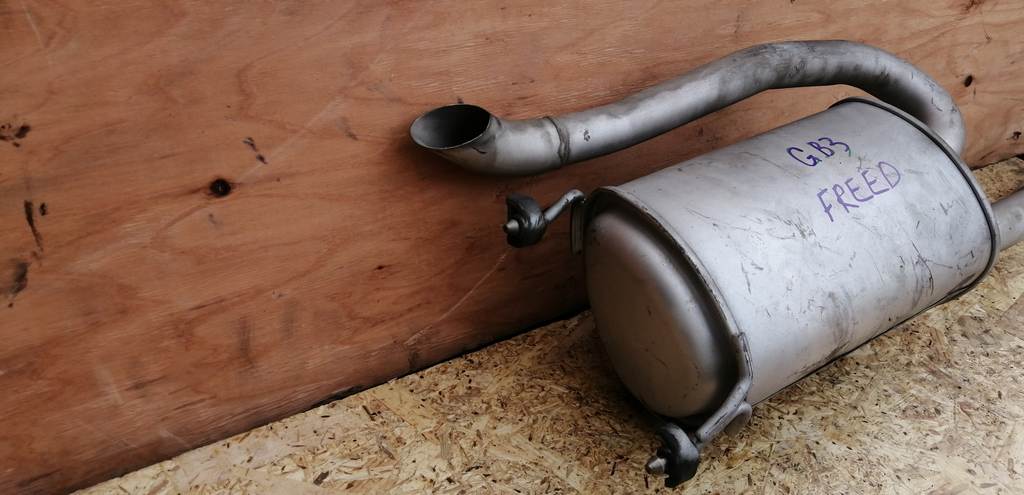 Выхлопная система Honda Freed 2