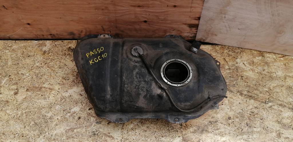 бензобак Toyota Passo 0