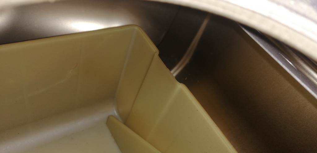 бензобак Mitsubishi Colt 3