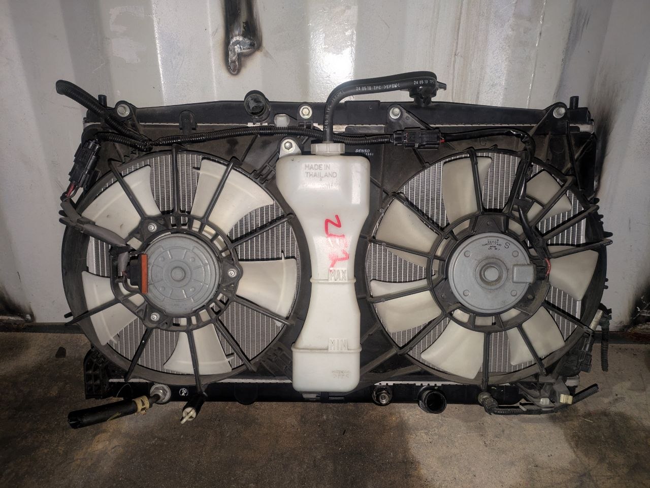 радиатор охлаждения двс Honda Insight 0