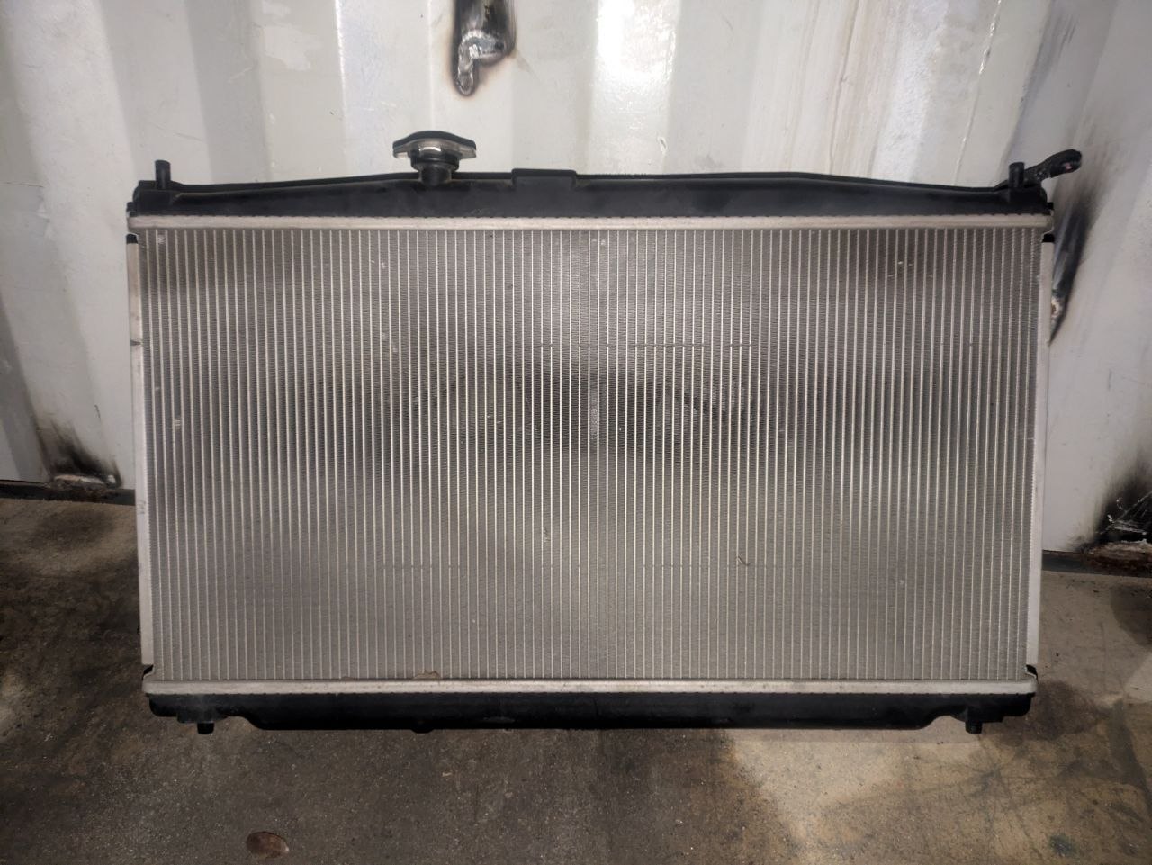 INSIGHT ZE2 РАДИАТОР ОХЛАЖДЕНИЯ ДВС Honda Insight 1