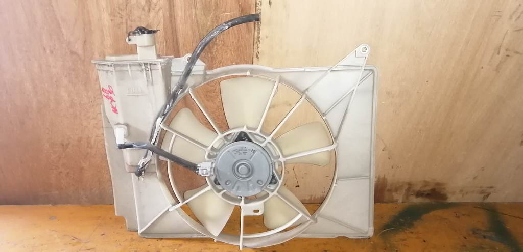 вентилятор радиатора Toyota bB 0