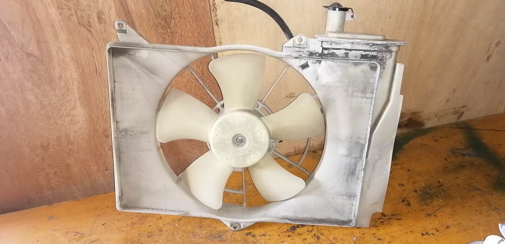 Система охлаждения двигат Toyota bB 2