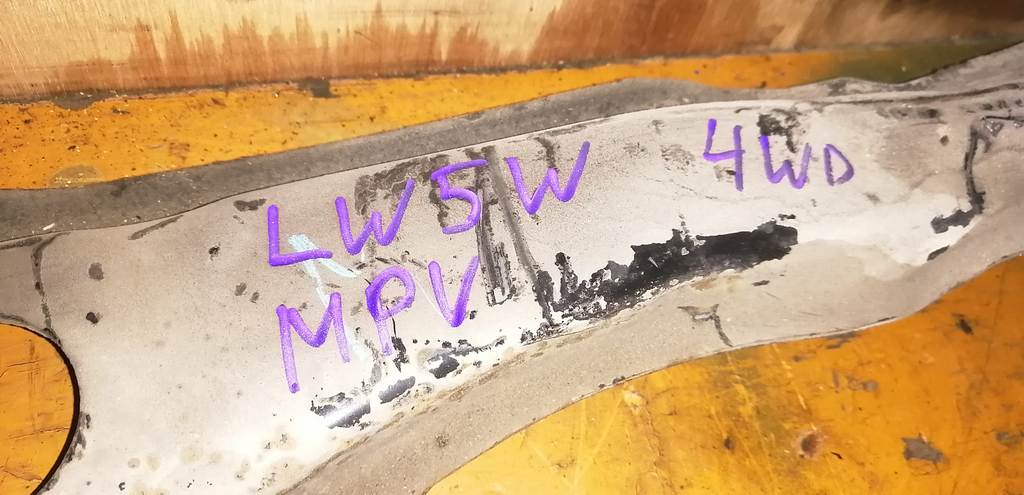 MPV LW5W БАЛКА ПРОДОЛЬНАЯ 4WD Mazda MPV 1