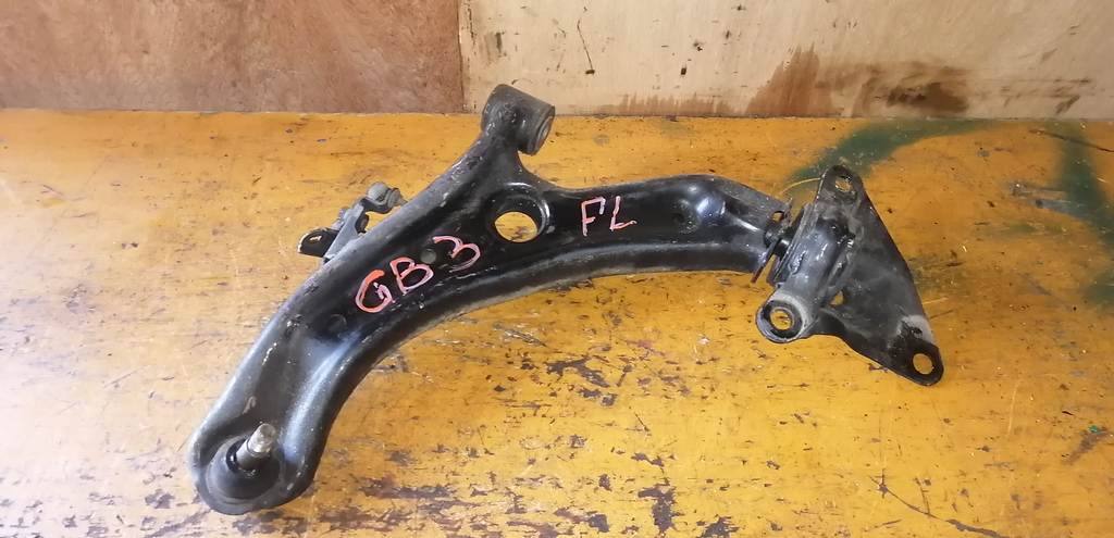 рычаг Nissan Note 0