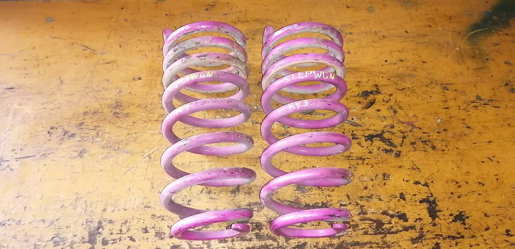 пружина Honda Stepwgn 0