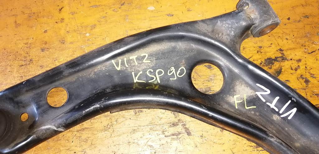 VITZ KSP90 РЫЧАГ ПЕРЕДНИЙ ЛЕВЫЙ Toyota Vitz 1