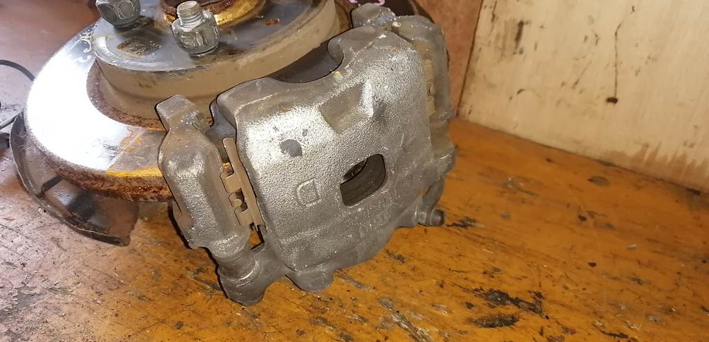 PASSO KGC30 СТУПИЦА ПЕРЕДНЯЯ ПРАВАЯ ABS Toyota Passo 1