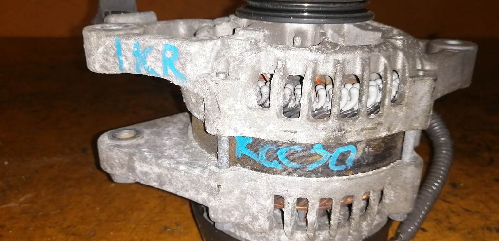 1KRFE ГЕНЕРАТОР 27060-B1150 Toyota Passo 1