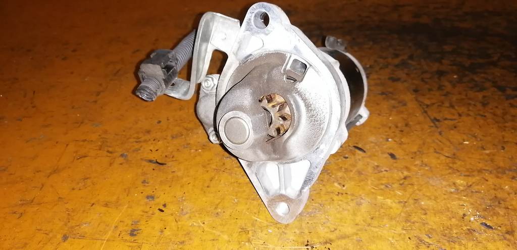 1KRFE СТАРТЕР 28100-40071 Toyota Vitz 1