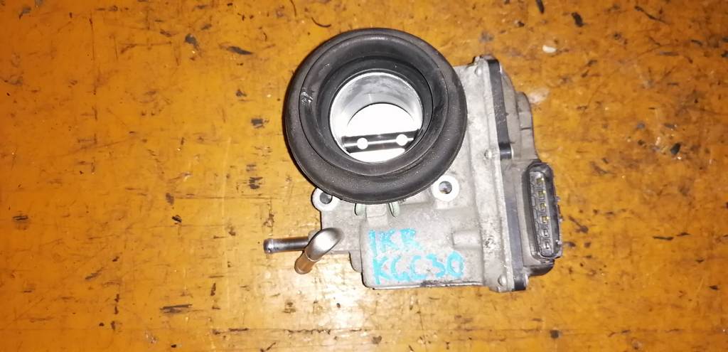дроссельная заслонка Toyota Passo 0