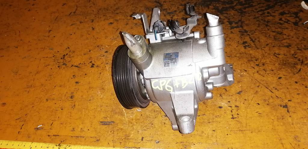 компрессор кондиционера Subaru Impreza 0