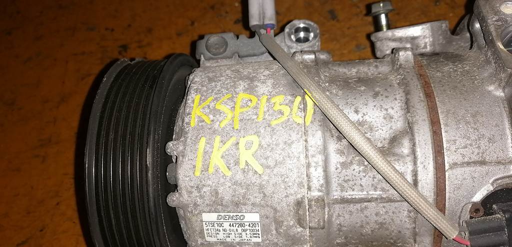 1KRFE КОМПРЕССОР КОНДИЦИОНЕРА 447260-4201 Toyota Vitz 1