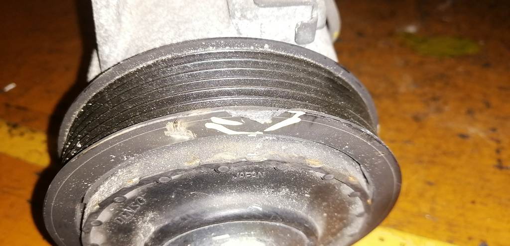 1KRFE КОМПРЕССОР КОНДИЦИОНЕРА 447260-4201 Toyota Vitz 4