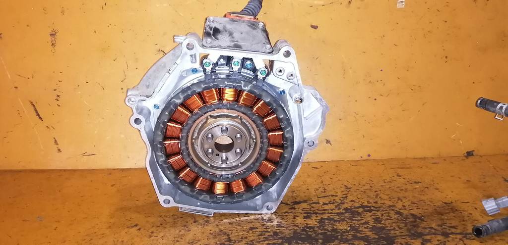генератор Honda Fit 3