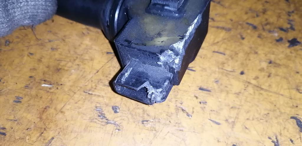 FB20 КАТУШКА ЗАЖИГАНИЯ FK0400 2306 ДЕФЕКТ Subaru Impreza 1