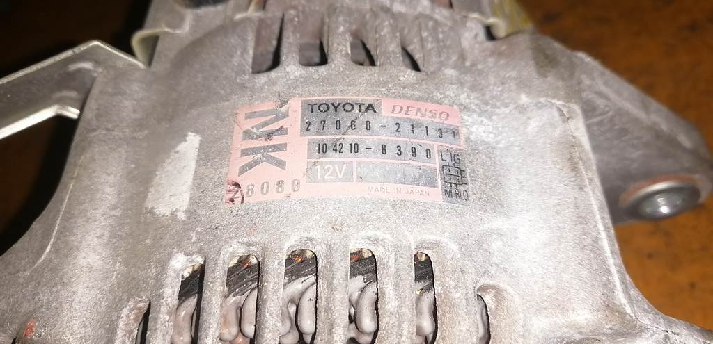 1NZFE ГЕНЕРАТОР 4K 27060-21131 Toyota Ractis 4