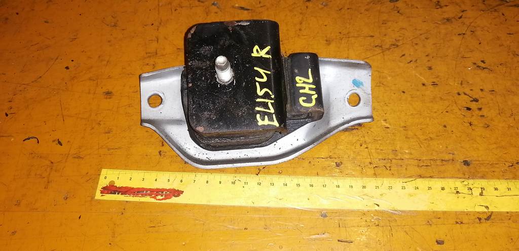подушка двигателя Subaru Impreza 0